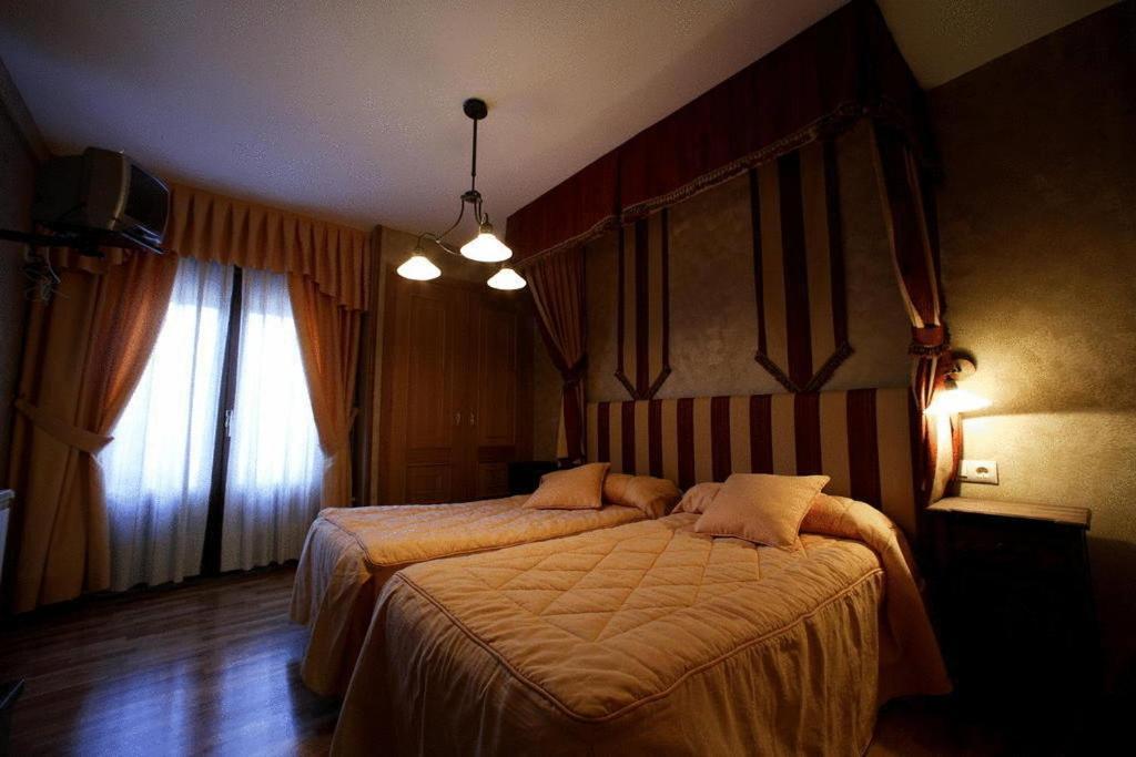 El Puente  Posada Real La Yensula חדר תמונה